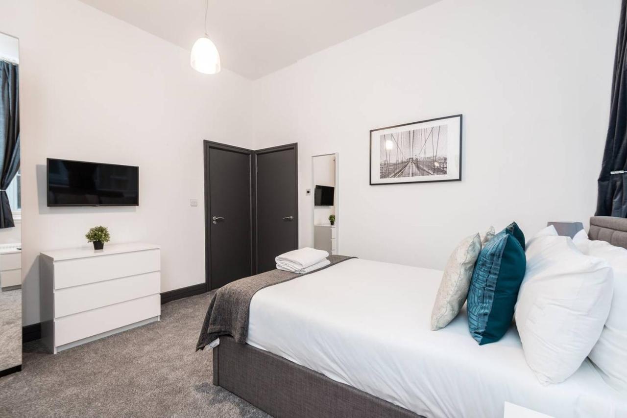Host & - Exchange Quarters * Liverpool